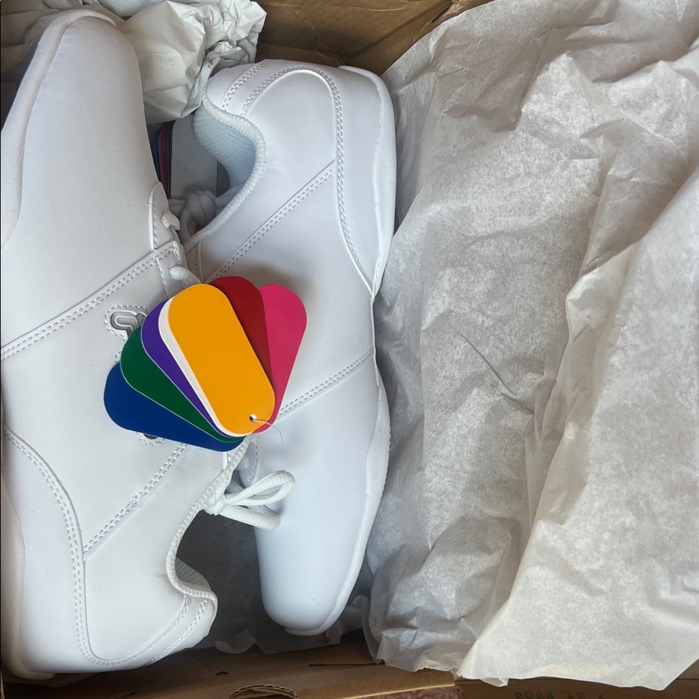 Fila Women's White Sneakers - Picture 4 of 5